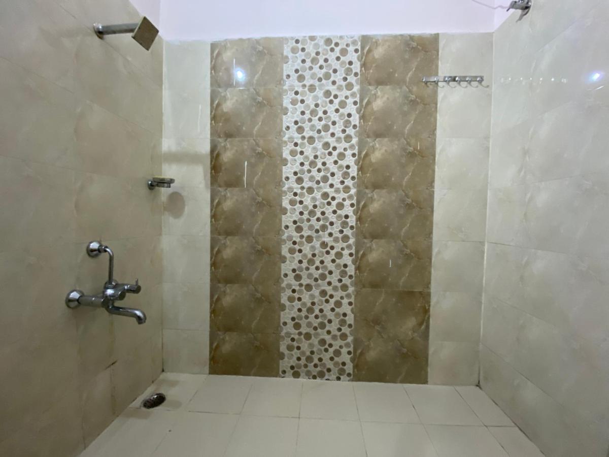 Kanara Hotel Bhīm Tāl Екстериор снимка