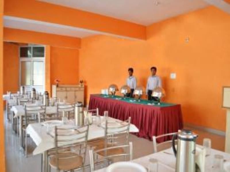 Kanara Hotel Bhīm Tāl Екстериор снимка