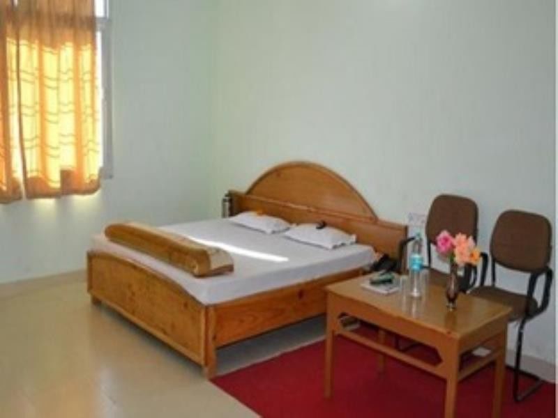 Kanara Hotel Bhīm Tāl Екстериор снимка