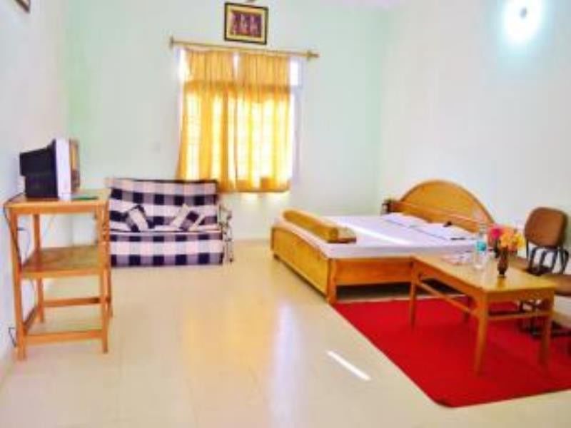 Kanara Hotel Bhīm Tāl Екстериор снимка
