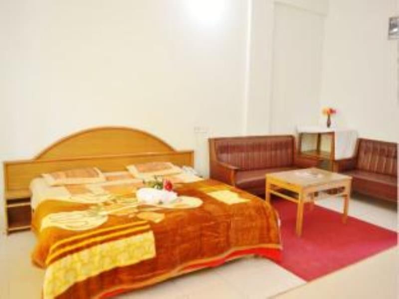 Kanara Hotel Bhīm Tāl Екстериор снимка